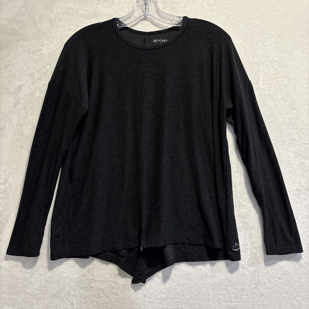 Beyond Yoga Women’s Size Small Draw the Line Tie Back Top Black Long Sleeve Tee